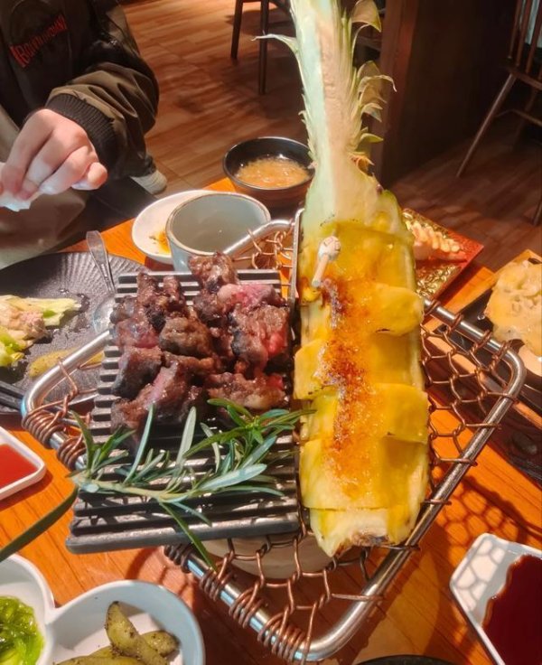 配资正规网上股票配资 已成定局，年轻人的抠门经济崛起，这种类型的店，危险了啊